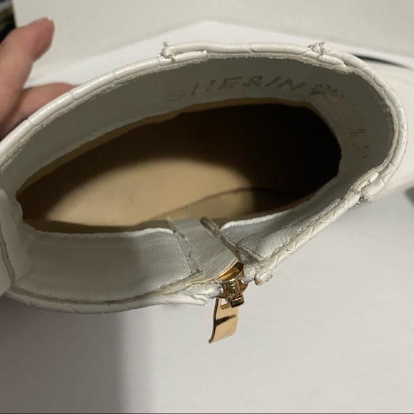 SHE & IN WHITE BUCKLED BOOTIES - Picture 11 of 15